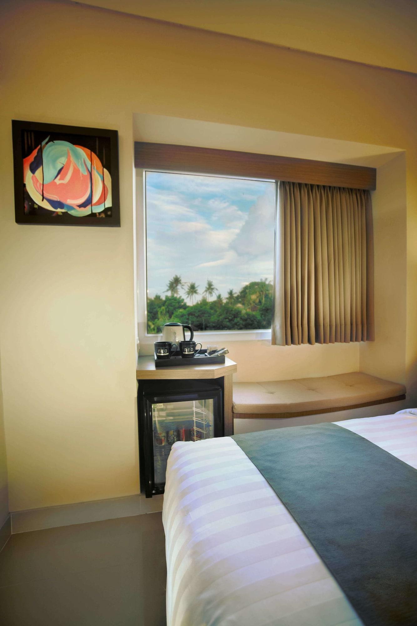 Hotel Neo - Kuta, Jelantik Legian  Luaran gambar