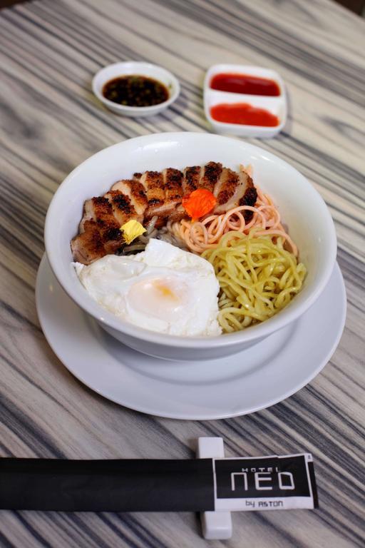 Hotel Neo - Kuta, Jelantik Legian  Luaran gambar